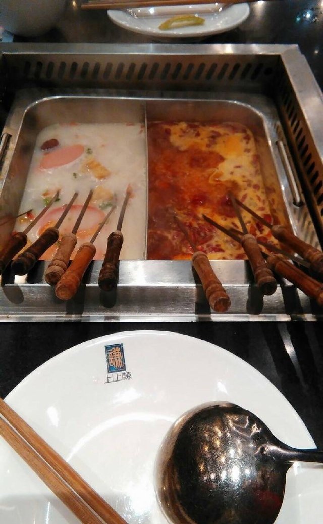 牛油鸳鸯锅