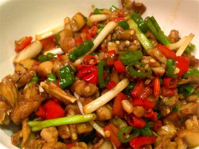 小炒牛蛙