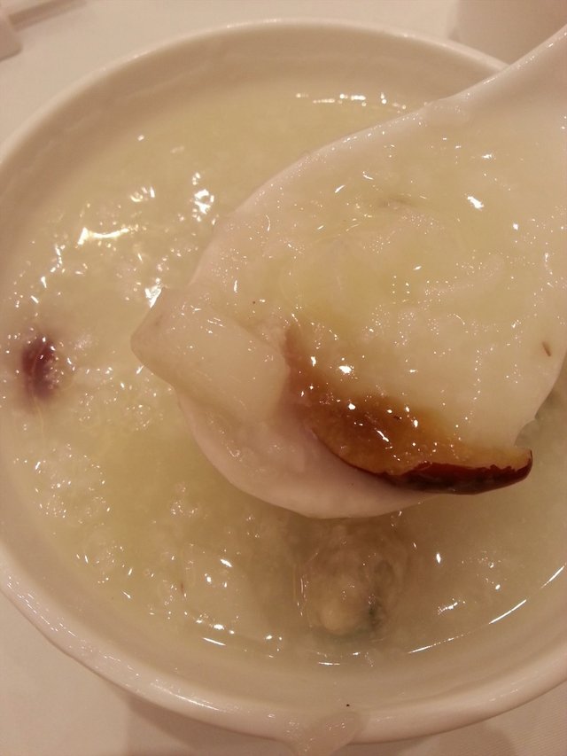 鲜淮山枣茸鱼滑粥