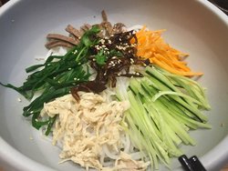 凉拌鸡丝米线
