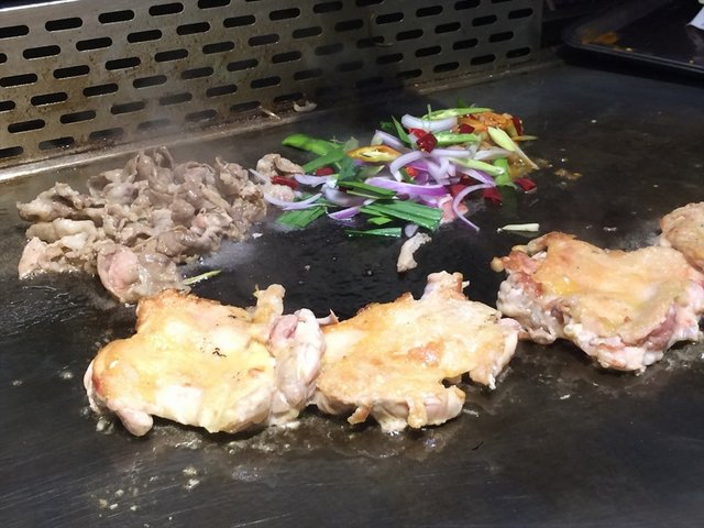 铁板鸡肉