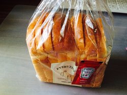 纯奶吐司面包