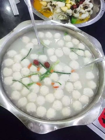 鱼丸火锅