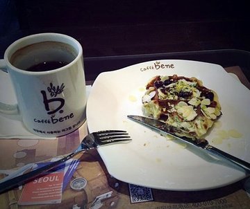 脆杏仁华夫饼