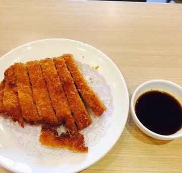 老上海菜饭配炸猪排