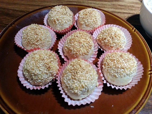 芝麻蛋黄酥