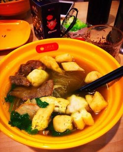 油豆腐牛肉粉丝汤