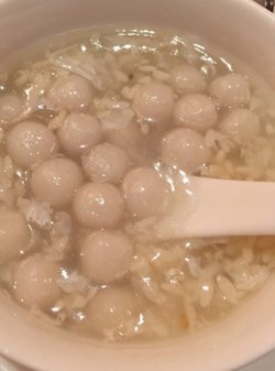 桂花酒酿圆子