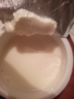 酸奶
