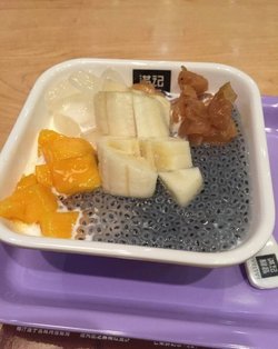 白雪黑珍珠