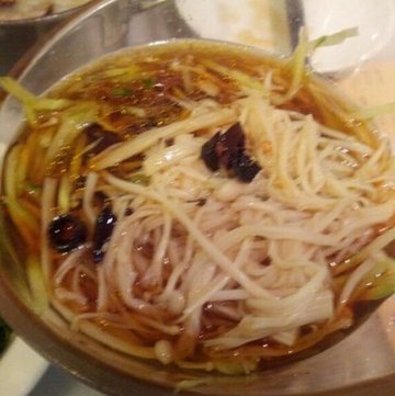 凉拌金针菇