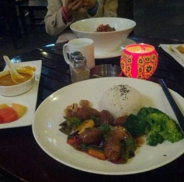 肉圆时蔬饭