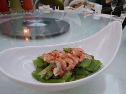鲜虾拌菱角
