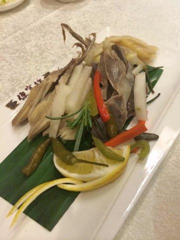 水爆山羊肚