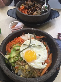 石锅拌饭