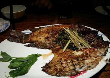 香茅草烤罗非鱼
