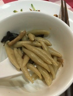 面莜莜