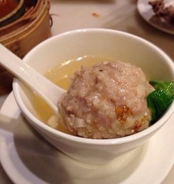 蟹粉狮子头