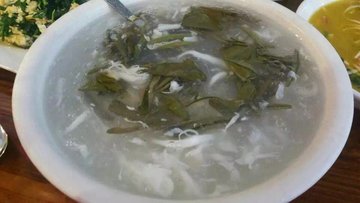 莼菜银鱼汤