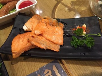 三文鱼刺身