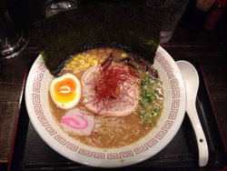 豚骨拉面