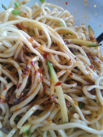 鸡丝凉面