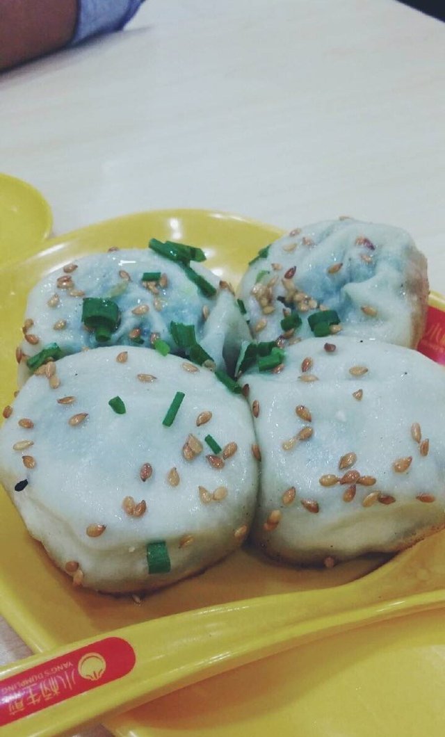 荠菜生煎
