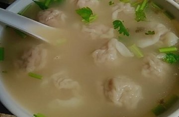 鲜肉馄饨