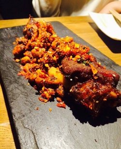 红腰豆酥黑猪手