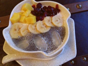 白雪黑珍珠