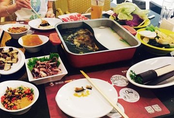 梭边鱼锅
