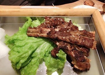 烤羊排