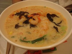 浓汤鲜虾面