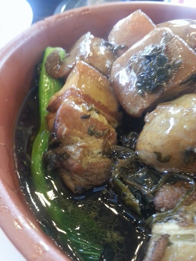 酸菜焖五花肉