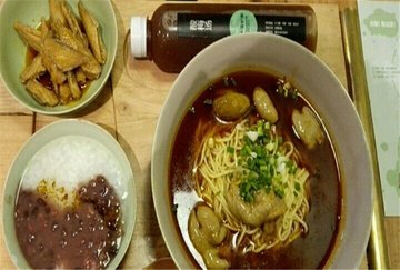 红烧肥肠面