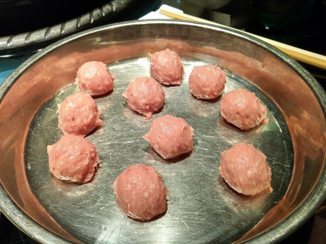 鮮牛肉丸