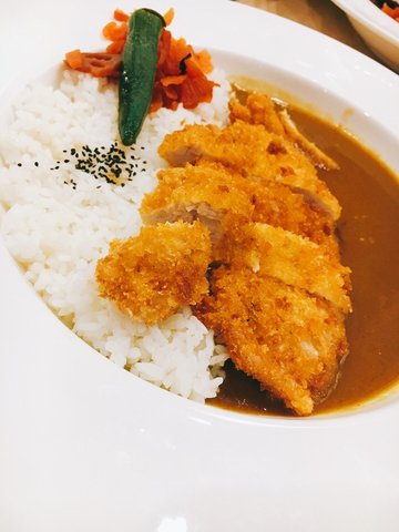 鸡排咖喱饭