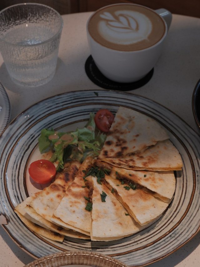 辣芝士牛像烤餅