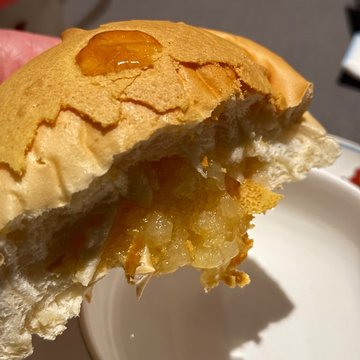 菠蘿包