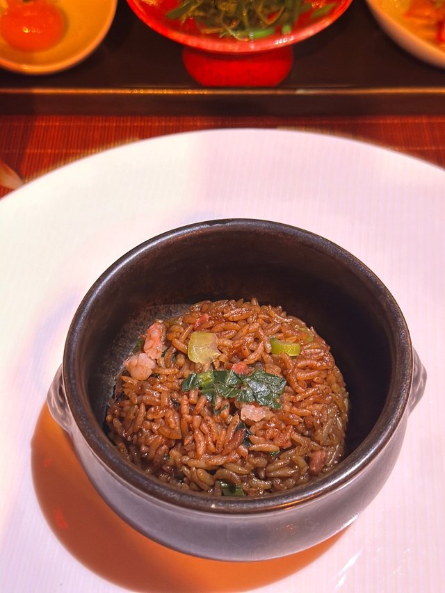 腊味虾仁香炒饭