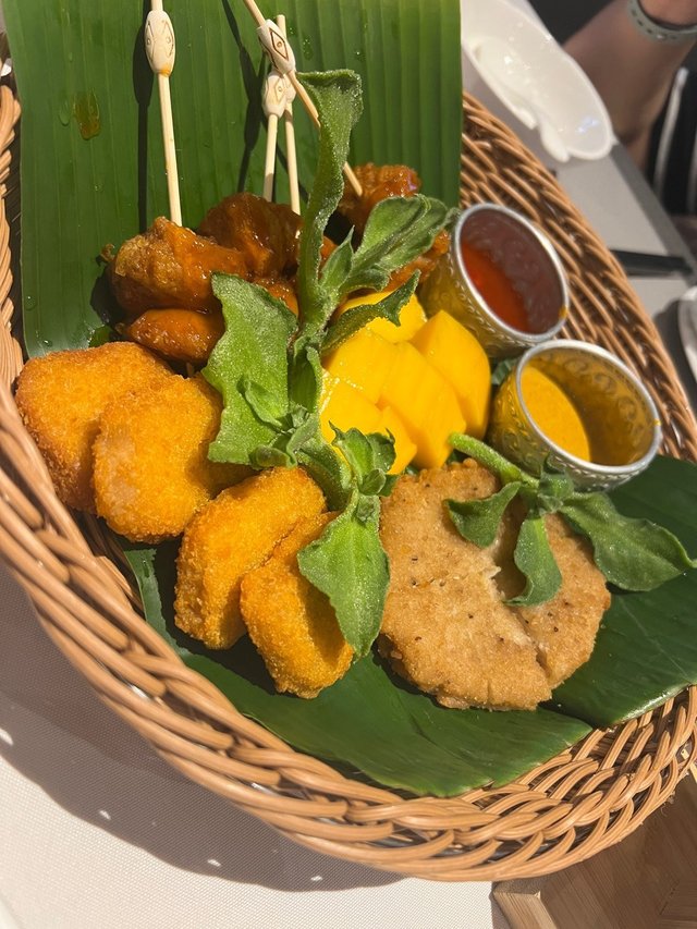 這個素食拼盤也非常不錯